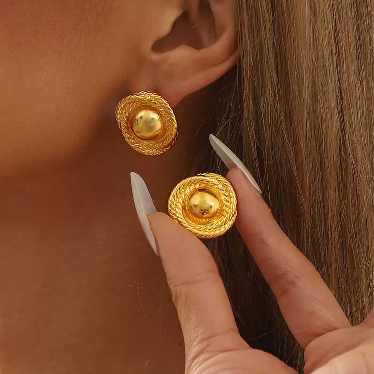 Vintage Gold Button Stud Earrings, Textured Rope Knot Earrings, Statement Gold Earrings, Retro Chunky Jewelry, Elegant Gift for Women